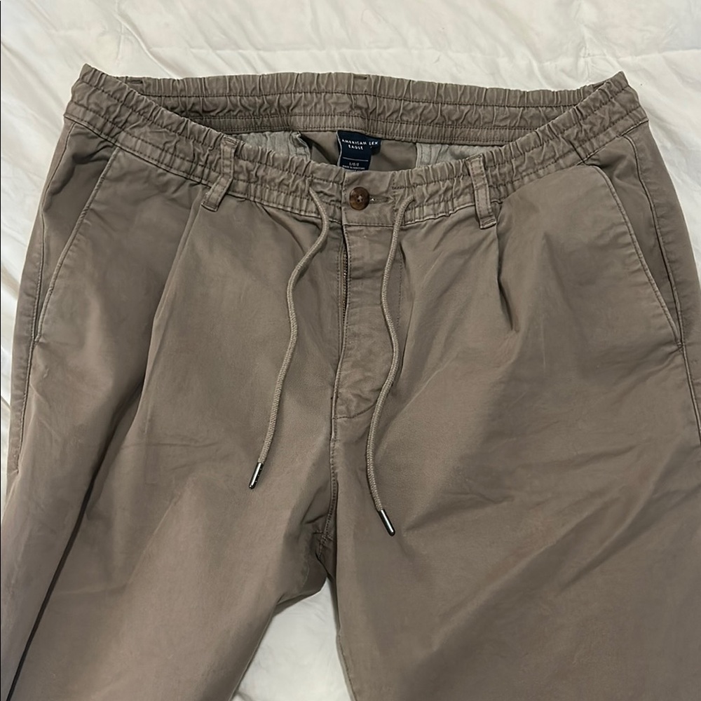 AE Flex Pleated Athletic Fit Pull-On Pant